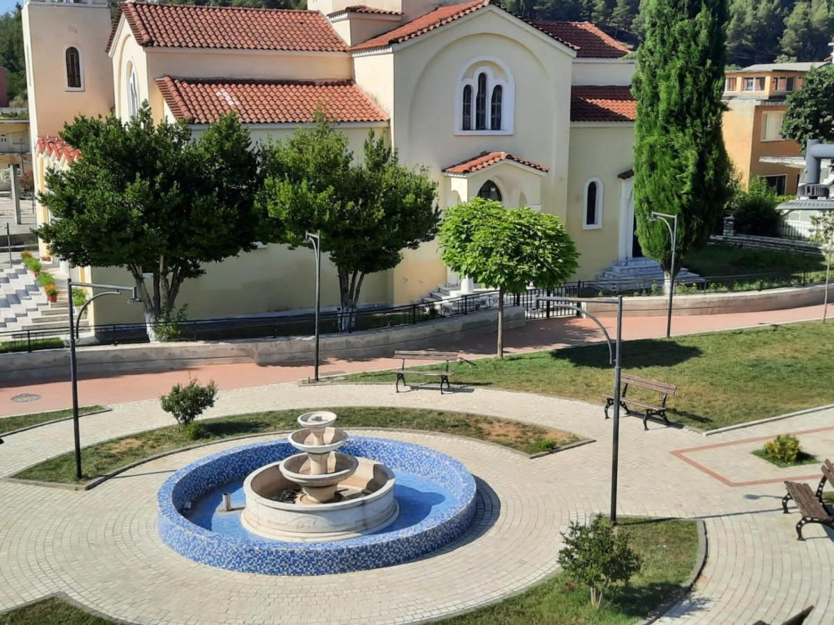Vila Lefteria *